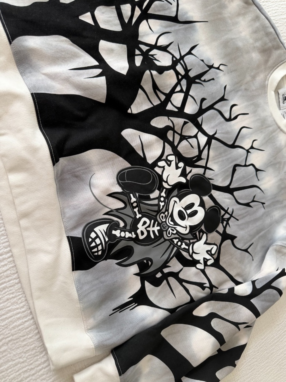 Disney Parks Mickey and Spooky Forest Pullover - S (NWT)